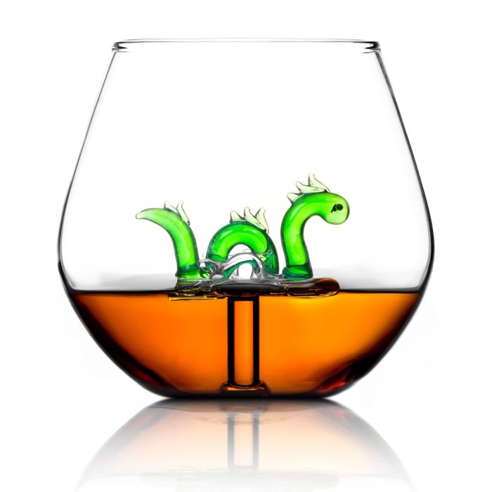 Mikamax Nessie In a Glass – Ποτήρι με το Τέρας του Λοχ Νες στο Εσωτερικό του